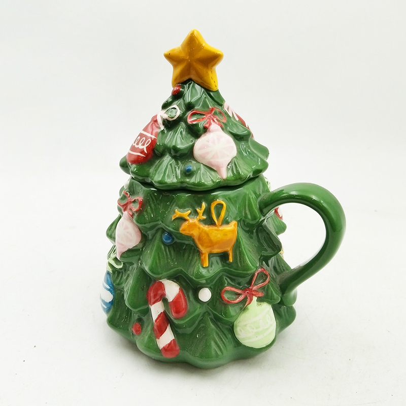 グリーン クリスマスツリーカップ 可愛い陶磁クリスマスのカップ 蓋付き ギフトのための家飾り