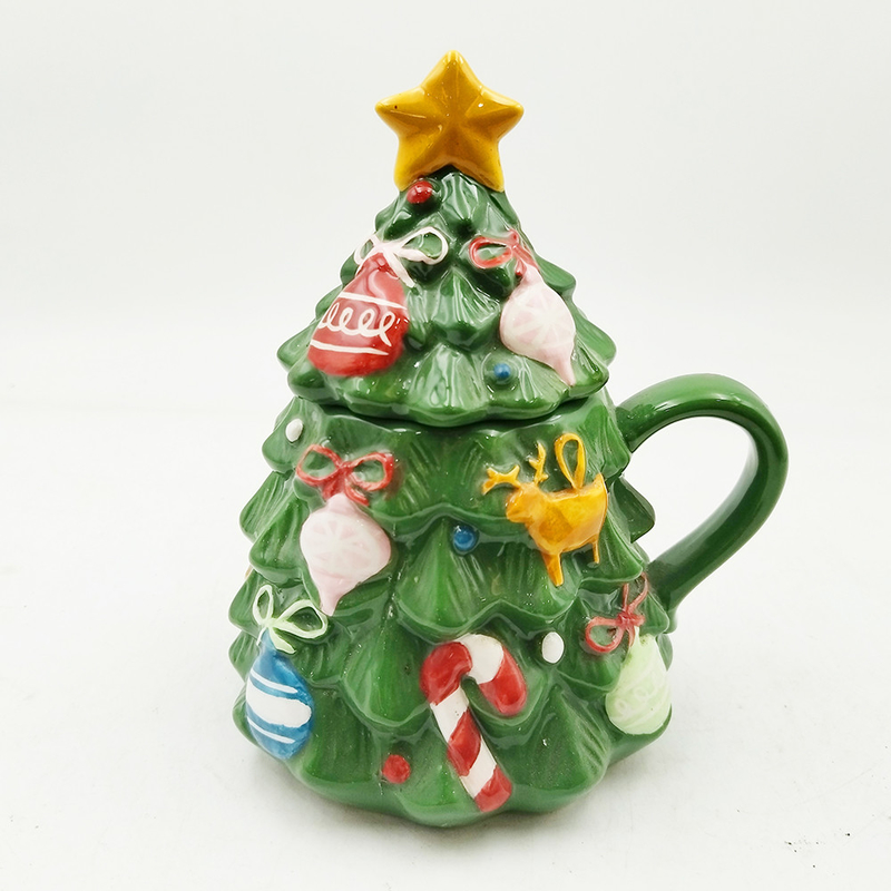 グリーン クリスマスツリーカップ 可愛い陶磁クリスマスのカップ 蓋付き ギフトのための家飾り